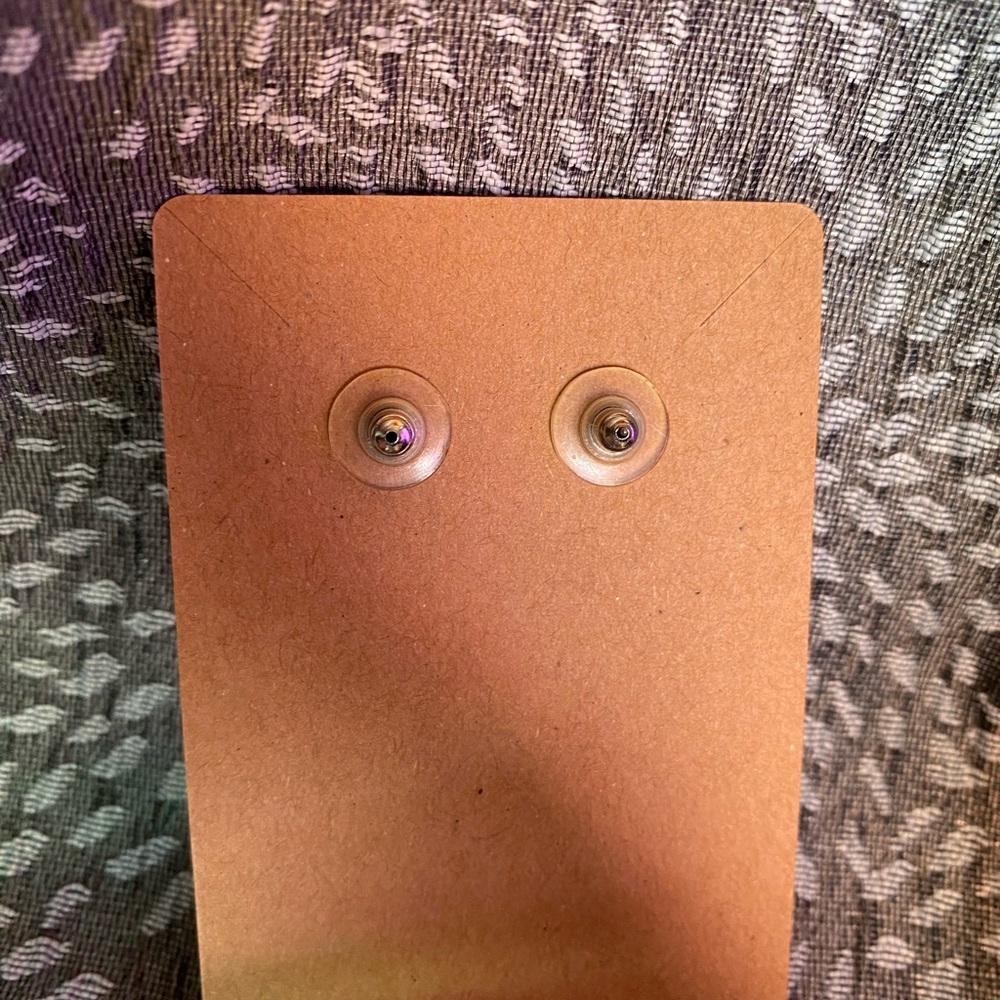 Vintage 90s Square Stud Earrings - Picture 2 of 2
